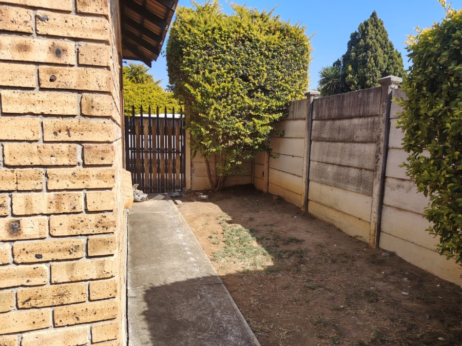3 Bedroom Property for Sale in Waterval East North West
